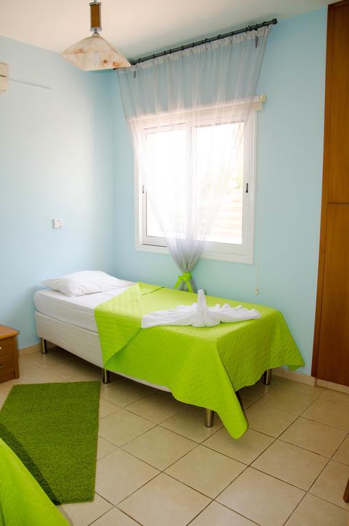 Blueberries Villa Ayia Napa Room photo